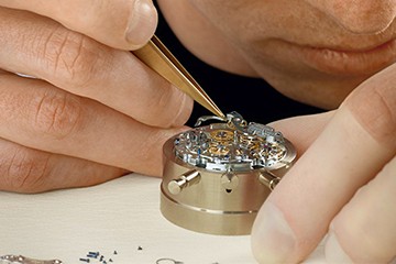 北京劳力士表走慢了官方售后维修